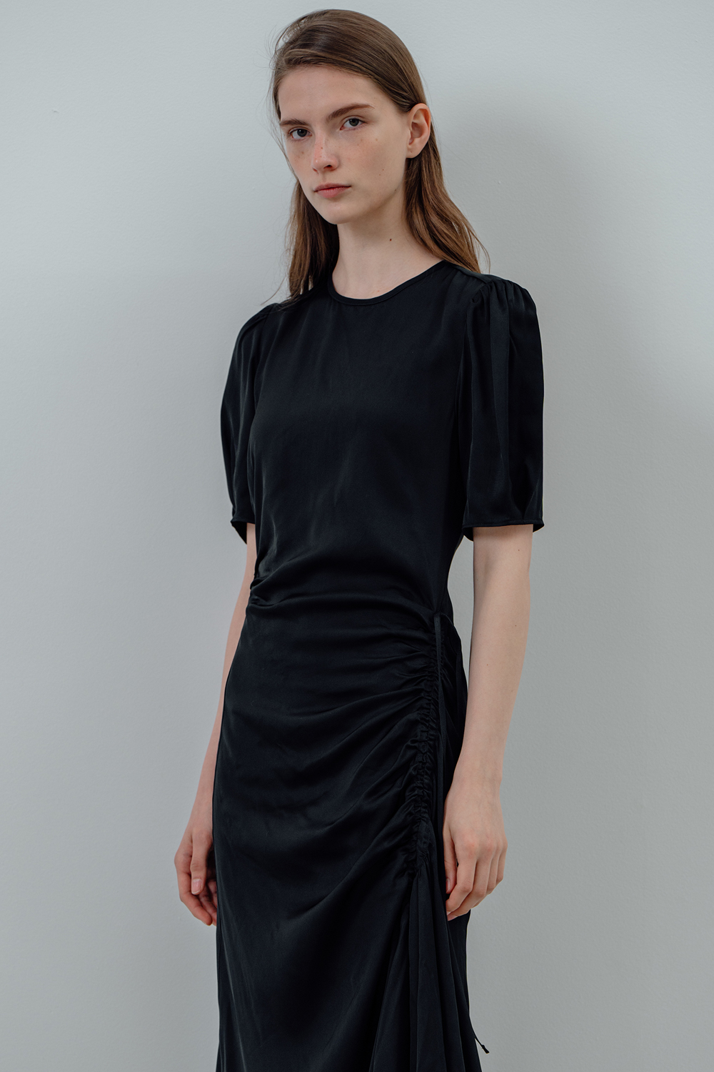 [리파인드902] Shirring Puff Sleeve Dress_Black